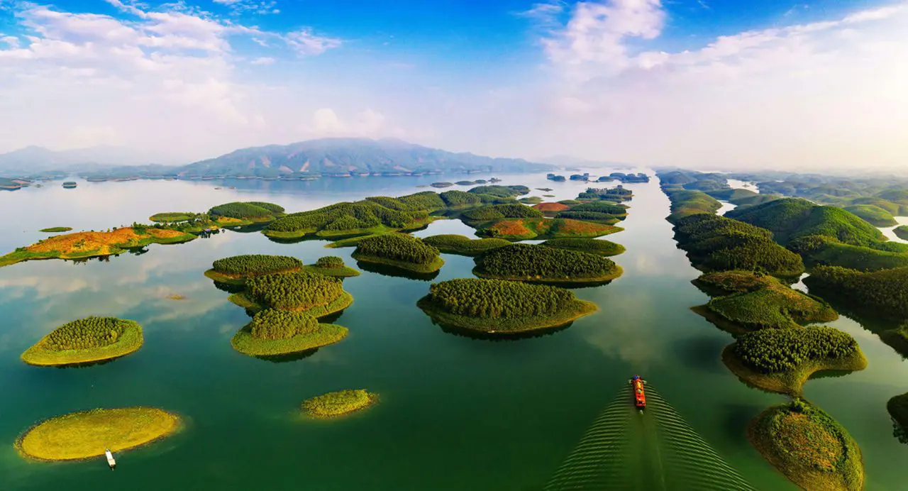 Trekking The Northern Trails of Vietnam 9 days 8 nights